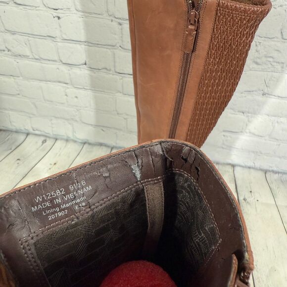 Cole Haan Riding Knee High Boots Size 9.5B Brown Equestrian Buckle Quiet Luxury - Picture 9 of 16